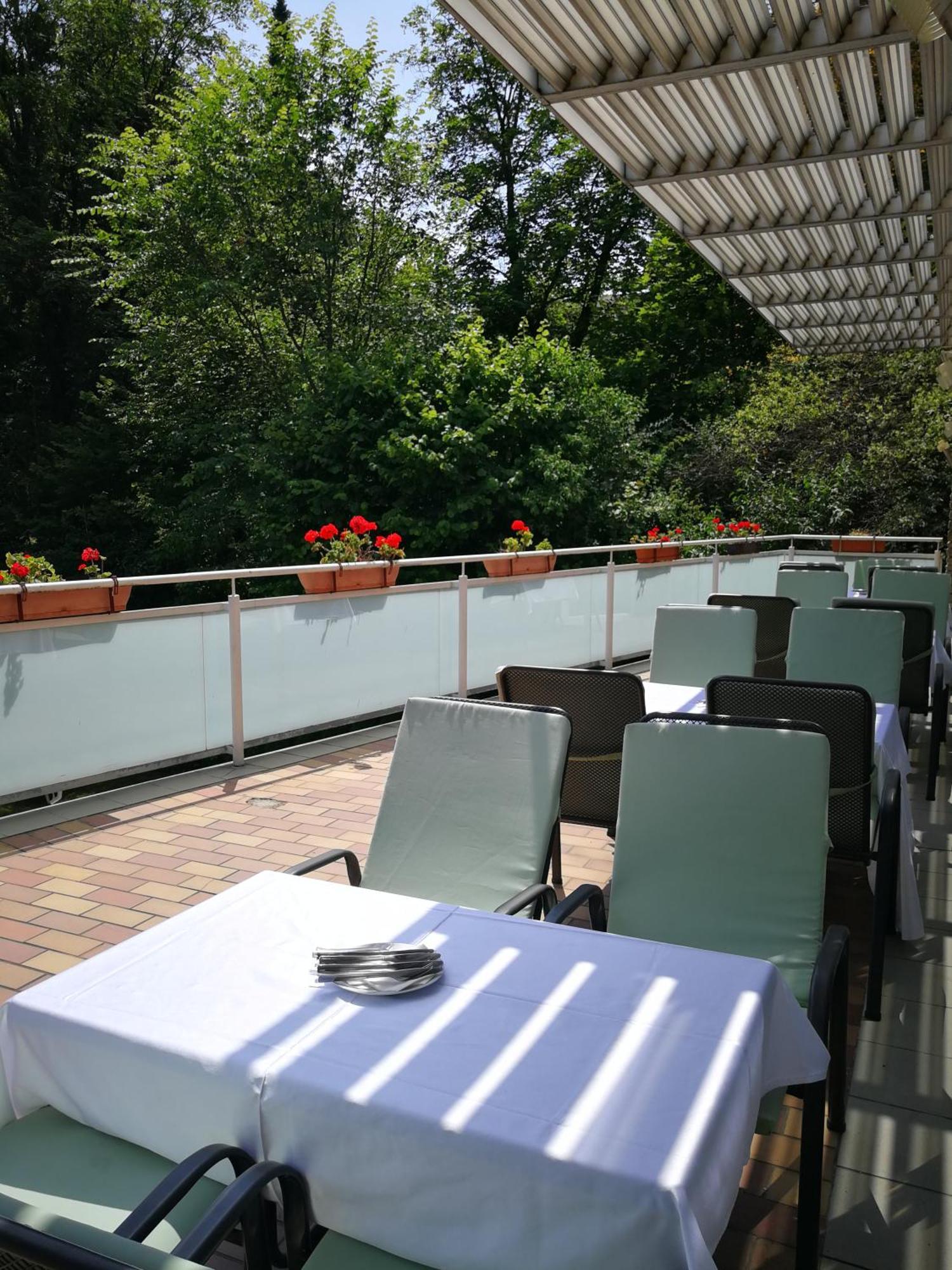 Hotel Fit Hévíz 外观 照片